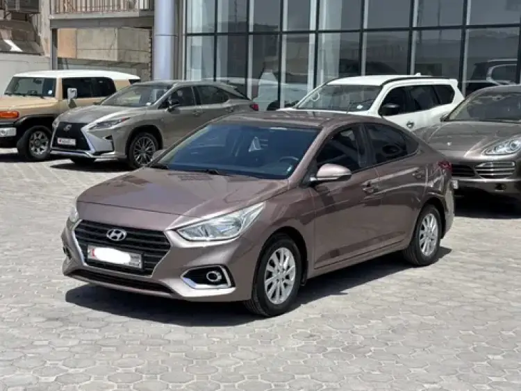 hyundai hyundai-accent image Hyundai Accent 1.6L 2019