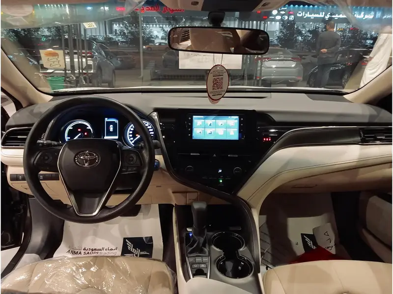 Discover undefined undefined Exterior Interior Images.Find all aspects and details of cars.