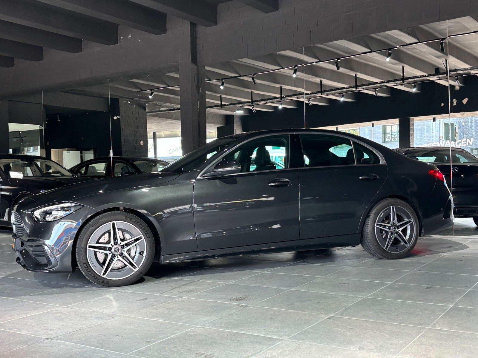 مرسيدس بنز C Class 2024