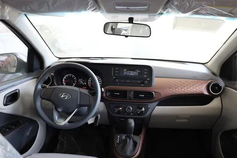 Discover undefined undefined Exterior Interior Images.Find all aspects and details of cars.