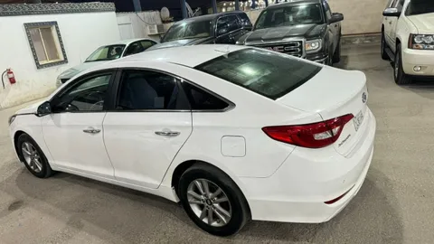 Discover undefined undefined Exterior Interior Images.Find all aspects and details of cars.