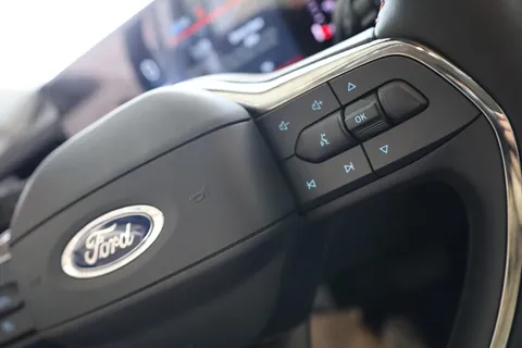 Discover undefined undefined Exterior Interior Images.Find all aspects and details of cars.