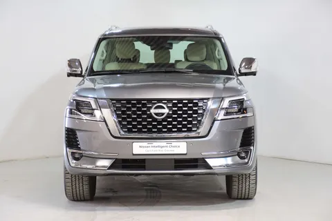 Discover undefined undefined Exterior Interior Images.Find all aspects and details of cars.