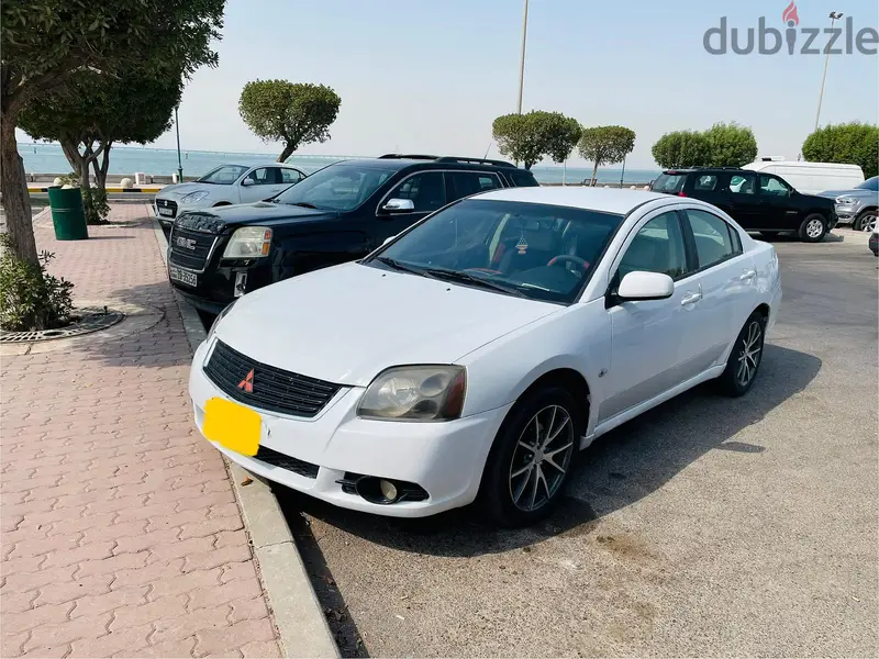 ميتسوبيشي جالانت 2011