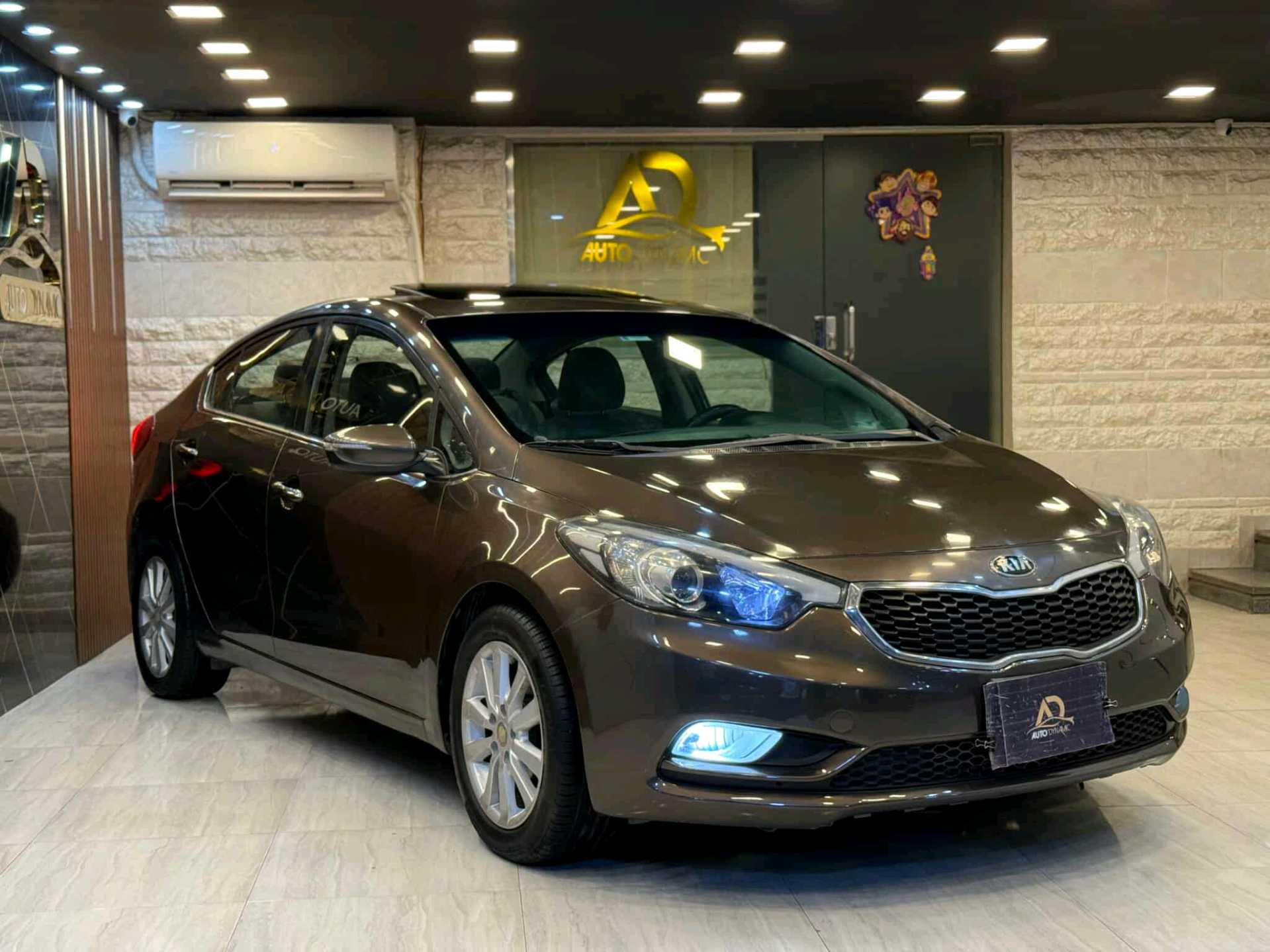 كيا سيراتو 2015