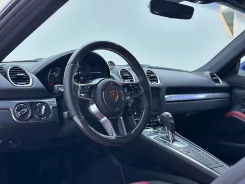 Discover undefined undefined Exterior Interior Images.Find all aspects and details of cars.