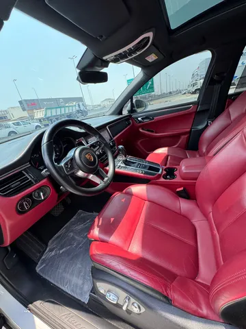 Porsche Macan 2021