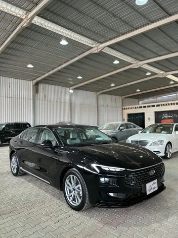 Discover undefined undefined Exterior Interior Images.Find all aspects and details of cars.