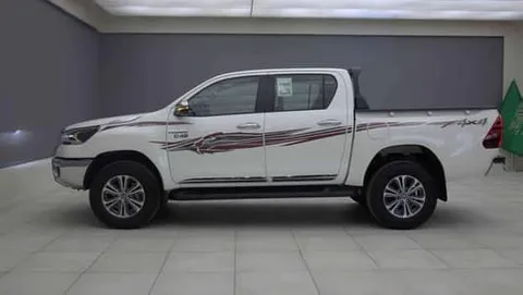 Discover undefined undefined Exterior Interior Images.Find all aspects and details of cars.