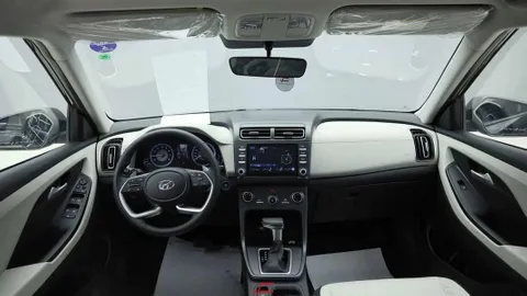 Discover undefined undefined Exterior Interior Images.Find all aspects and details of cars.