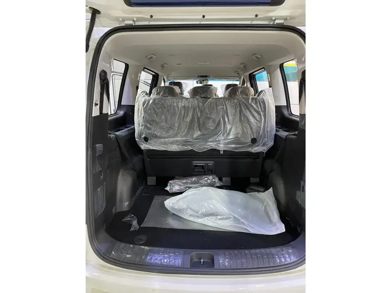 Hyundai Staria 2025