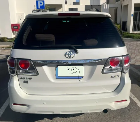 Toyota Fortuner 4.0L (4X4) 2015