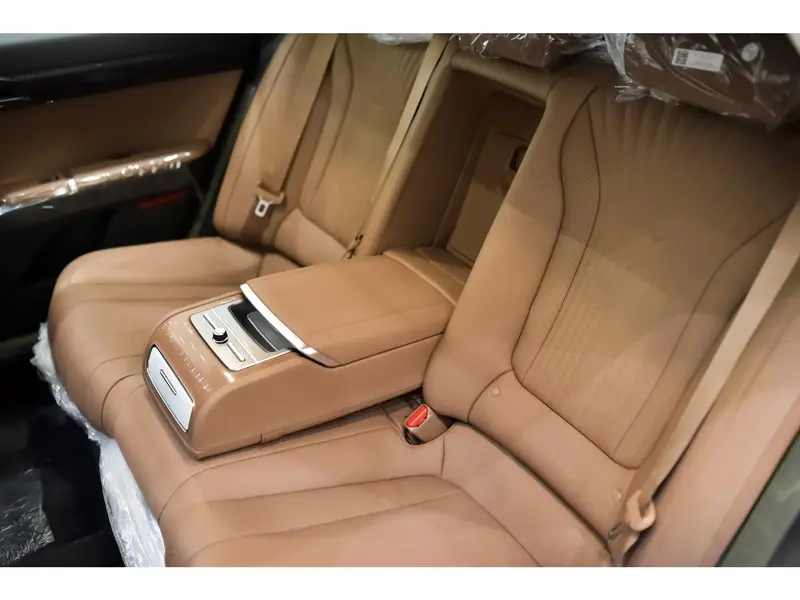 Hyundai Azera 2025
