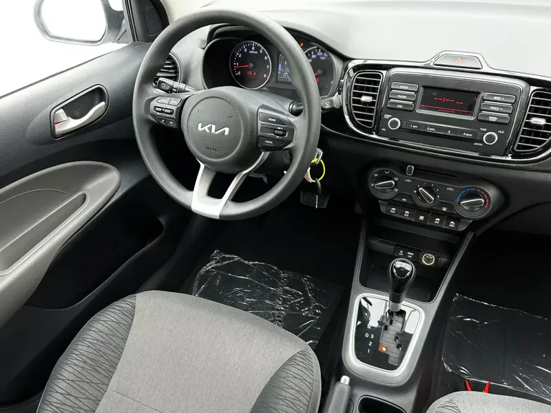 KIA Pegas 2025
