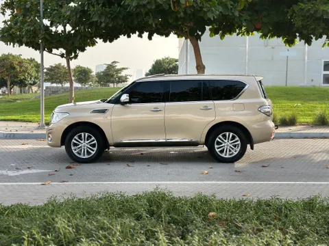 Nissan Patrol 5.6L LE Platinum 2012