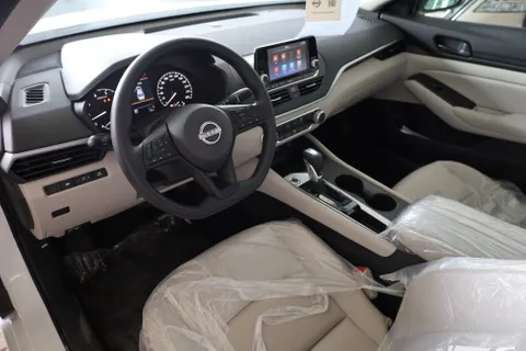 New Nissan Altima 2.5 S 2023