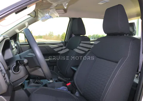Discover undefined undefined Exterior Interior Images.Find all aspects and details of cars.