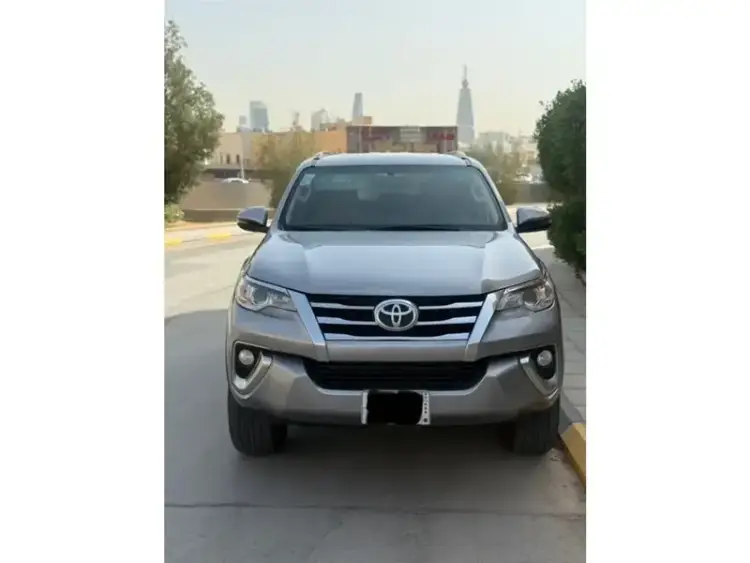 toyota toyota-fortuner image Toyota Fortuner 2018 GX2 4X4 (double) 4 cylinder 2.7 VVTI