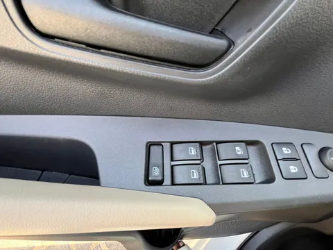 Discover undefined undefined Exterior Interior Images.Find all aspects and details of cars.