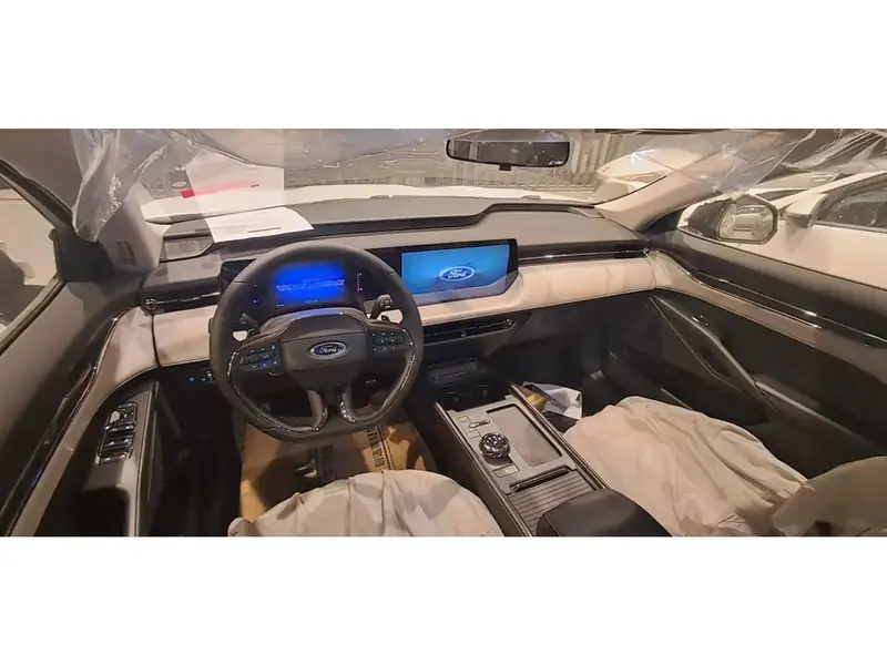 Ford Taurus 2025