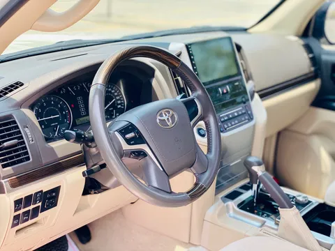 Toyota Land Cruiser 4.0 GXR 2019