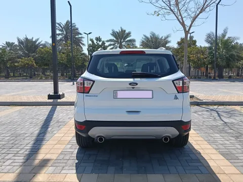 Discover undefined undefined Exterior Interior Images.Find all aspects and details of cars.