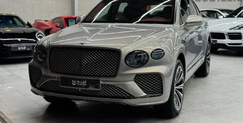 Bentley Bentayga 2021