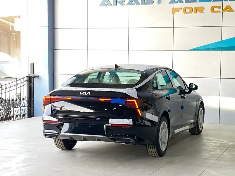 Discover undefined undefined Exterior Interior Images.Find all aspects and details of cars.