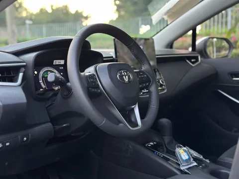 New Toyota Corolla 1.8L GLI Hybrid 2024