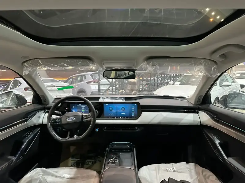 Ford Taurus 2025