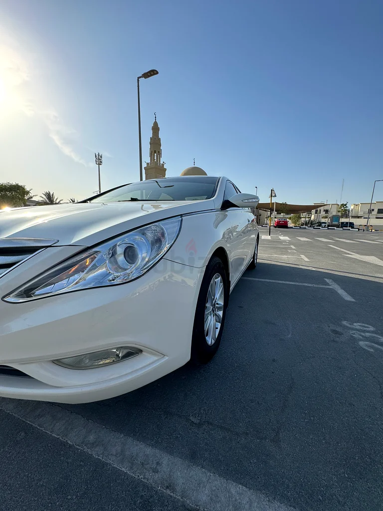 Hyundai Sonata 2012