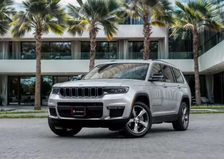 jeep grand-cherokee image Jeep Grand Cherokee 2023