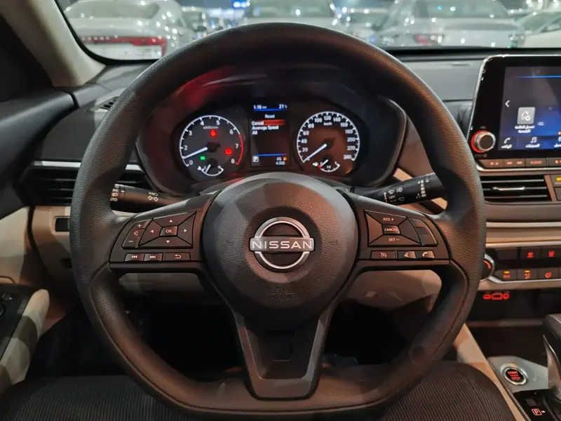 Nissan Altima 2024