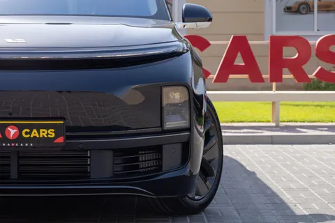 Discover undefined undefined Exterior Interior Images.Find all aspects and details of cars.