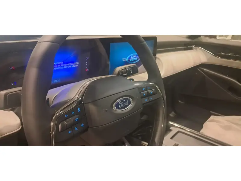 Ford Taurus 2025