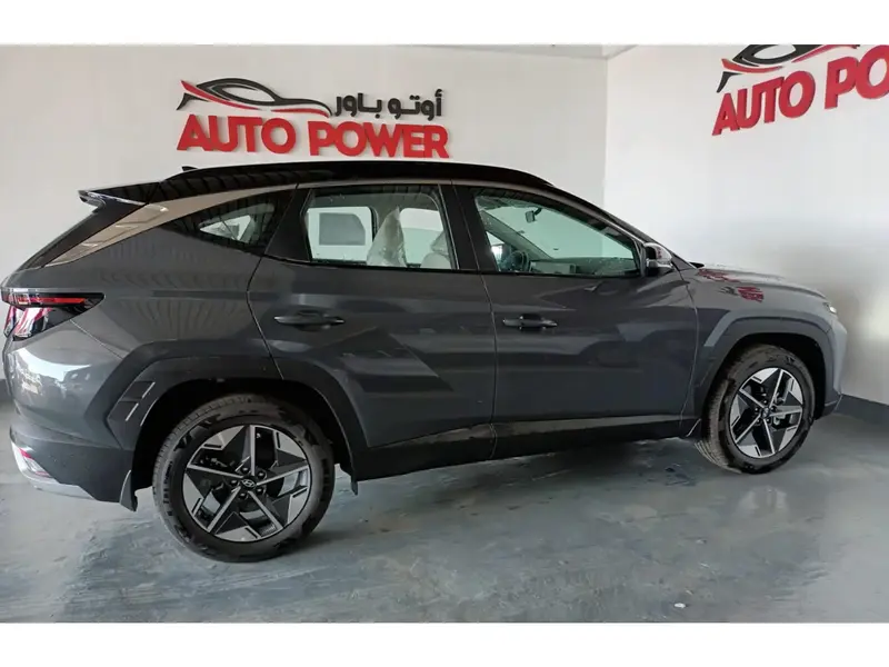 Discover undefined undefined Exterior Interior Images.Find all aspects and details of cars.