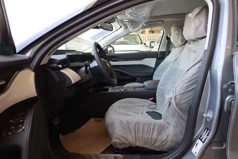 New Ford Taurus 2.0L EcoBoost Titanium  2023
