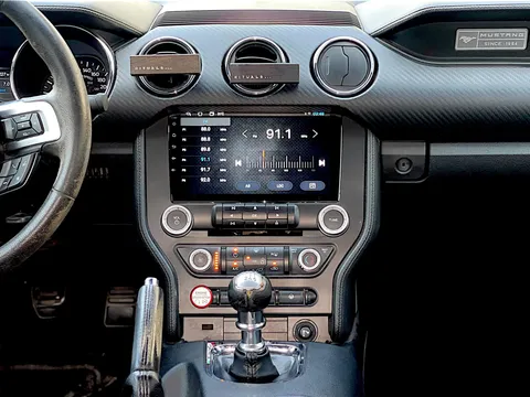 Ford Mustang V6 2015