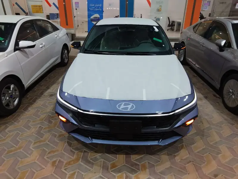 Hyundai Elantra 2025