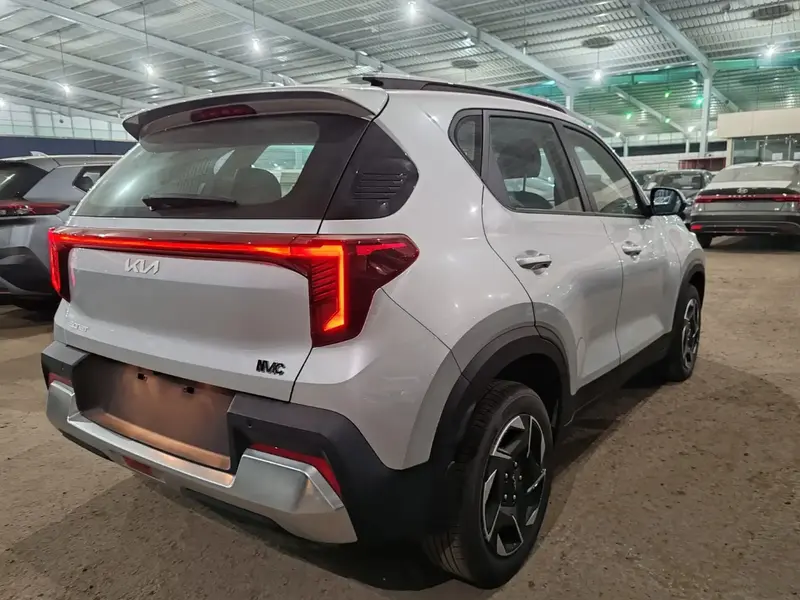 KIA Sonet 2024