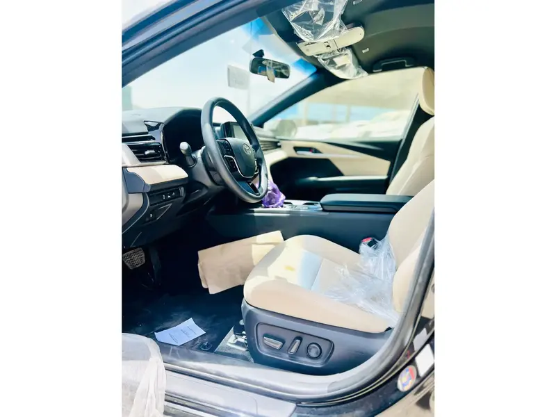 Toyota Camry 2025
