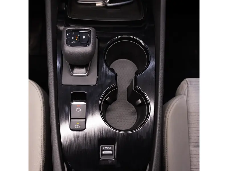 Nissan X-Trail 2025