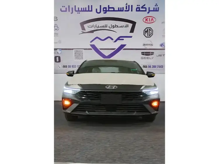 hyundai hyundai-elantra image Hyundai Elantra 2025