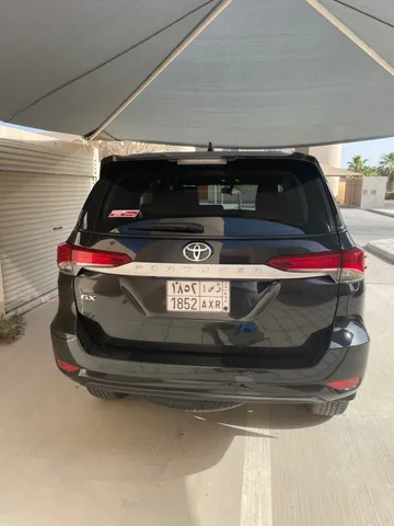 Toyota Fortuner 2.7L 2023