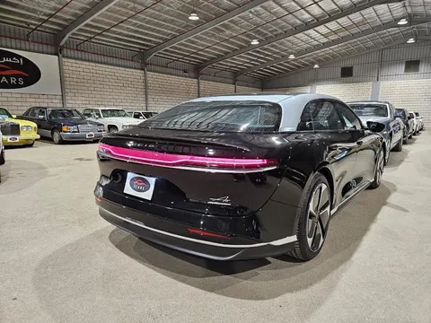 Discover undefined undefined Exterior Interior Images.Find all aspects and details of cars.