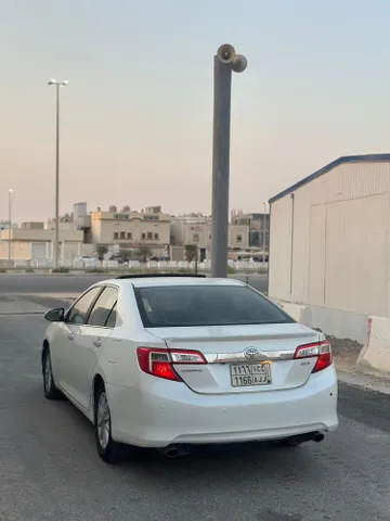 Discover undefined undefined Exterior Interior Images.Find all aspects and details of cars.