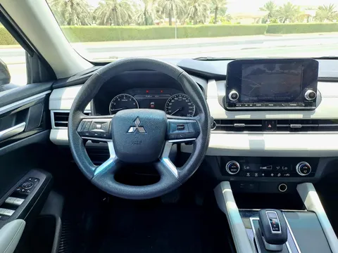 Mitsubishi Outlander 2.4L GLX (7-Seater) Mid 2023