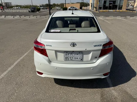 Discover undefined undefined Exterior Interior Images.Find all aspects and details of cars.