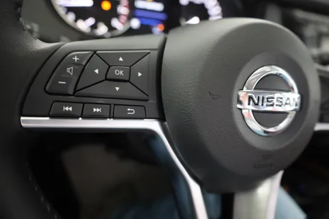 New Nissan X-Trail 2.5 SL 4WD 7-Seater 2022