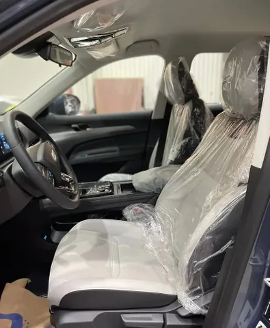 Discover undefined undefined Exterior Interior Images.Find all aspects and details of cars.
